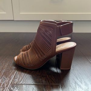Size 5 sandal heels